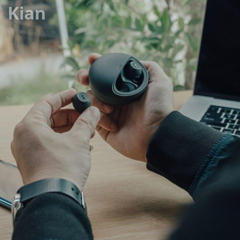Anker 65W USB-C Fast Charger